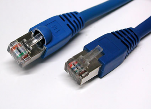 Twisted Pair Ethernetkabel mit RJ45-Steckern